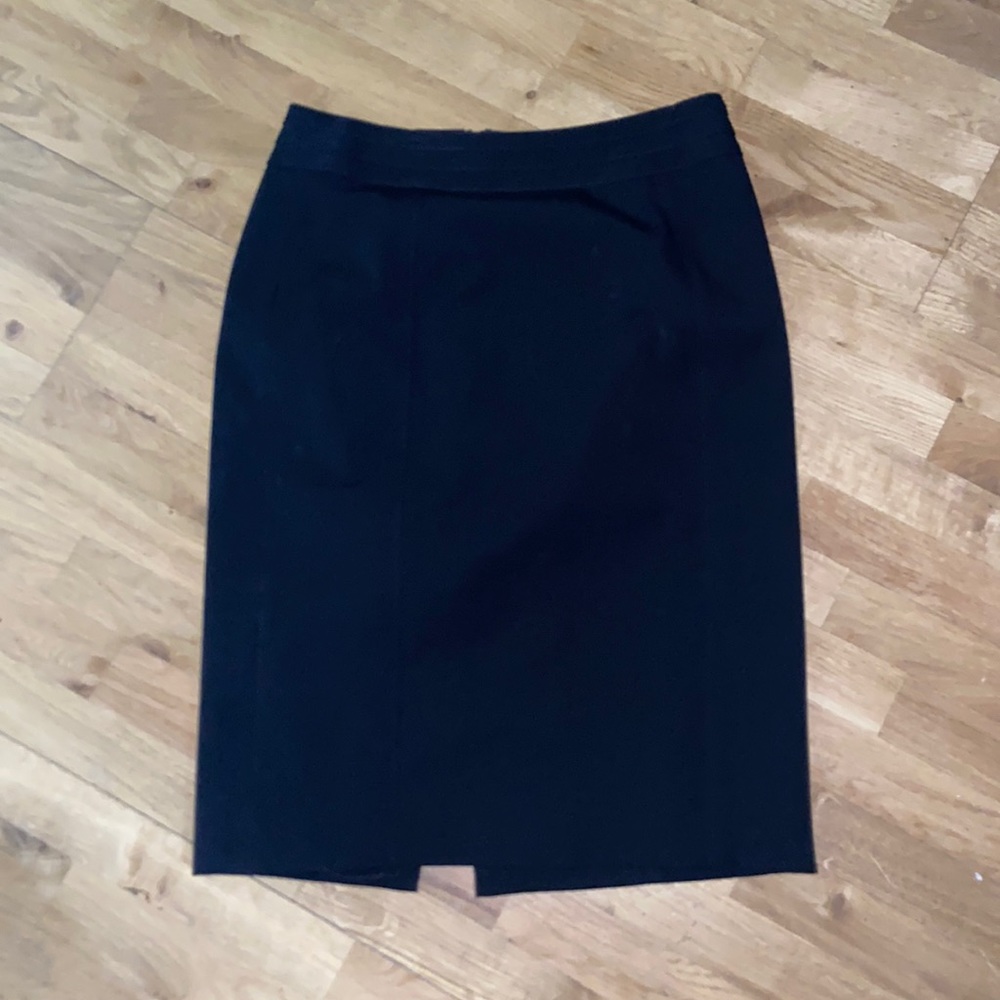 White House Black Market black pencil skirt